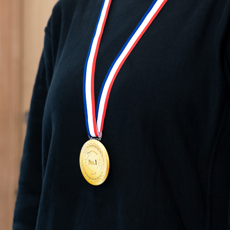 57mm メダル パーツセット [ストライプ:ピンク&バターミルク&グレー] 50個